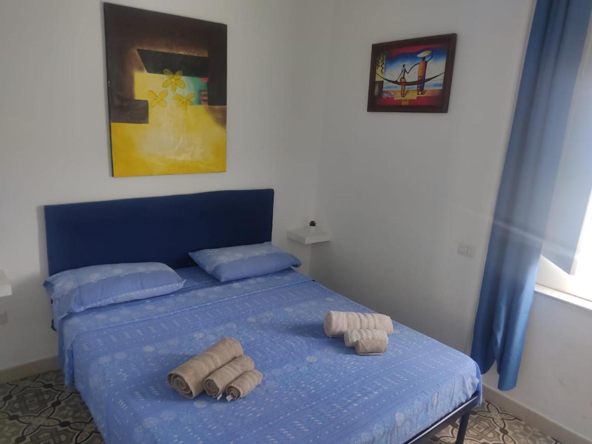 Hera Crotone Buitenkant foto